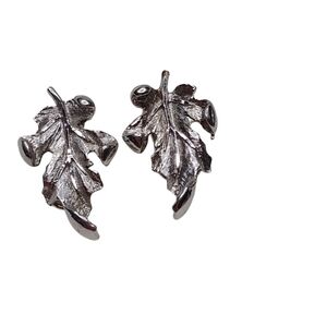 Vintage leaf clip on earrings